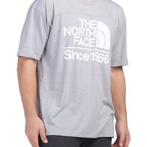 Men's North face tshirt medium grey